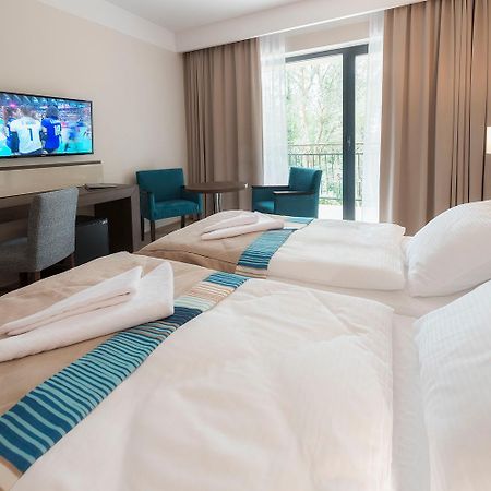 Hotel Ewerdin 슈비노우이스쳬 외부 사진